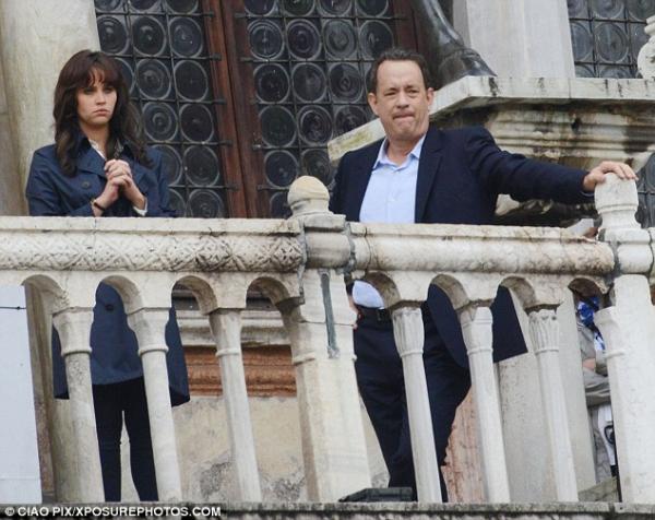 Tom Hanks and Felicity Jones Engulf Mesmerizing Venice for their In Inferno Set Photos