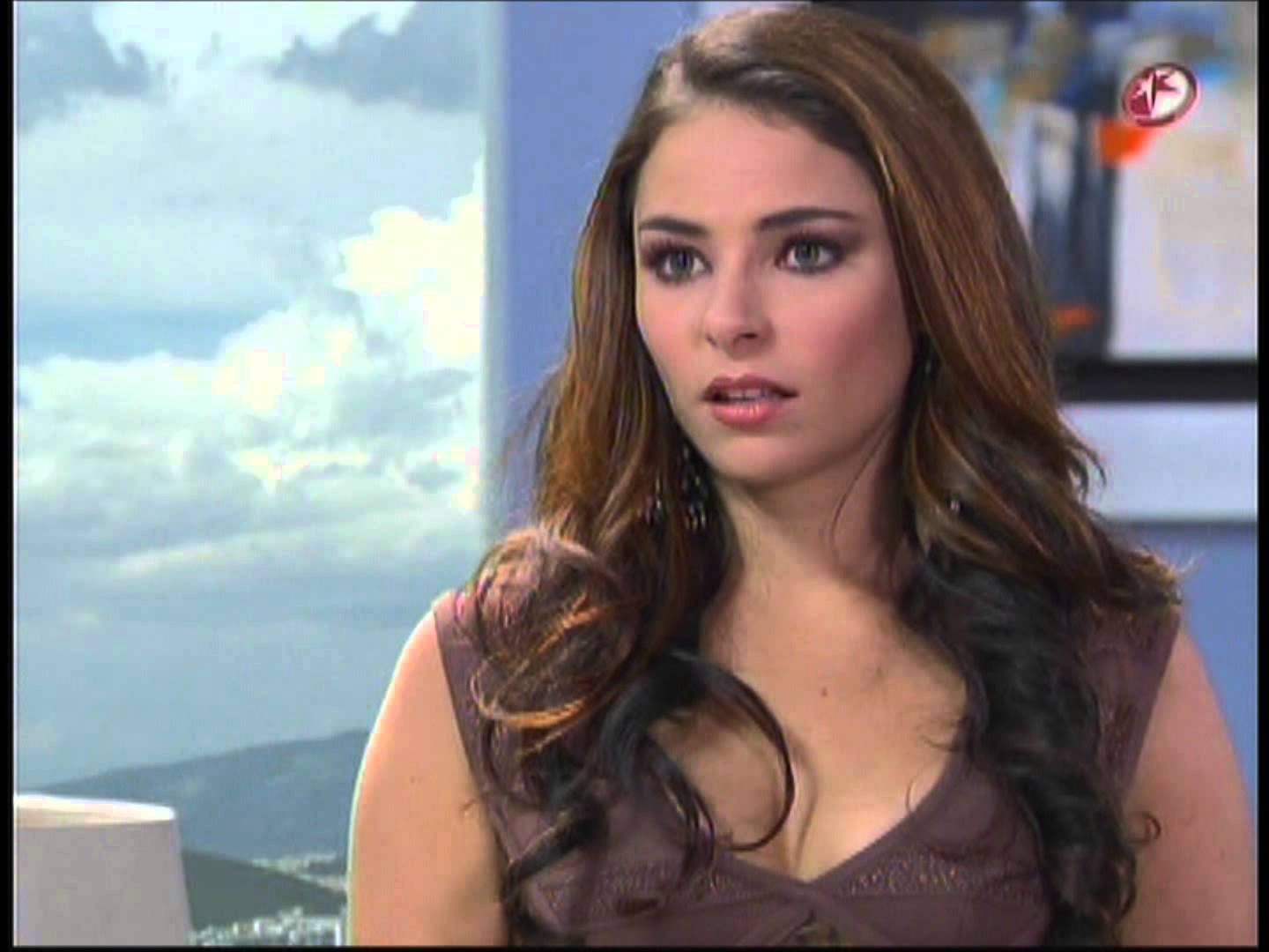 Alejandra Robles Gil