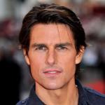 TOM CRUISE GIFTS HIS LAWYER A CAKE